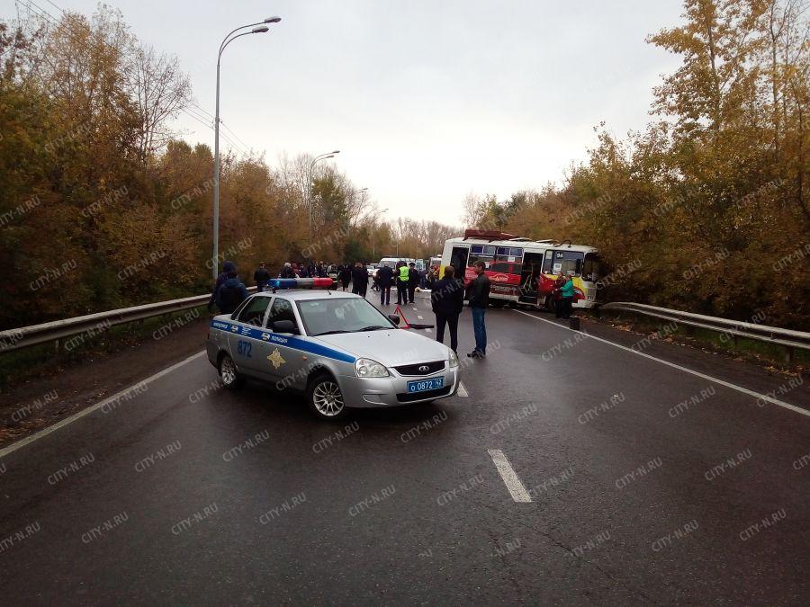 В новокузнецком районе полицейские устанавливают обстоятельства дтп с участием автобуса