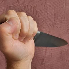 Кузбассовец-уголовник насмерть забил собутыльника Кузбассовец-уголовник насмерть забил собутыльника