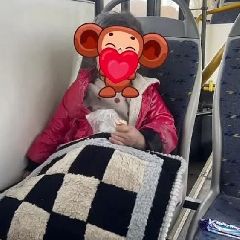 В Новокузнецке водитель автобуса спасла маленького ребёнка, оказавшегося на дороге (ФОТО) В Новокузнецке водитель автобуса спасла маленького ребёнка, оказавшегося на дороге (ФОТО)