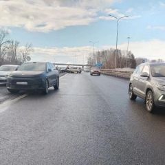 На трассе Кемерово-Новокузнецк произошла массовая авария: столкнулось семь автомобилей (ФОТО) На трассе Кемерово-Новокузнецк произошла массовая авария: столкнулось семь автомобилей (ФОТО)