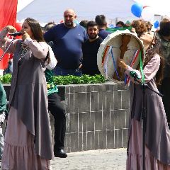 ����� ��� ��������, ���� � �������: ������������ ����� �� �������� ������������ ������� � ���������� ���� (�����)